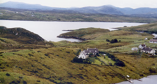 #htmlcaption2 aerial view of two houses